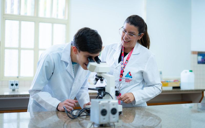 alunos ensino médio